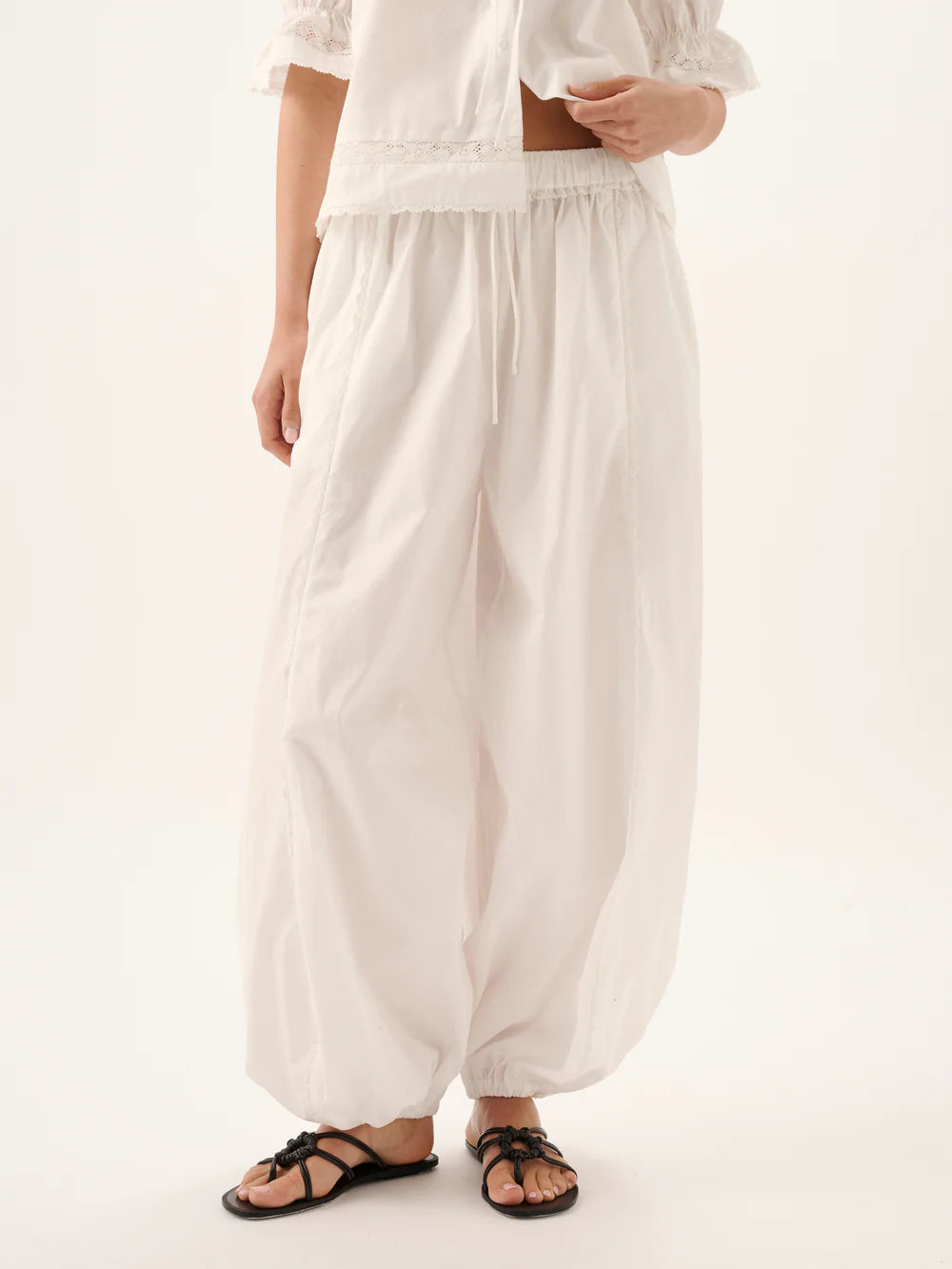 MAISIE PANT